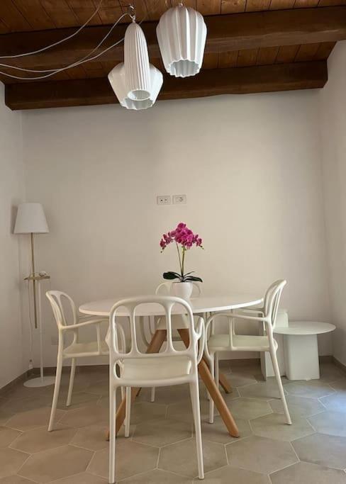 Apartamento Charme In Centro With Private Parking Ascoli Piceno Exterior foto