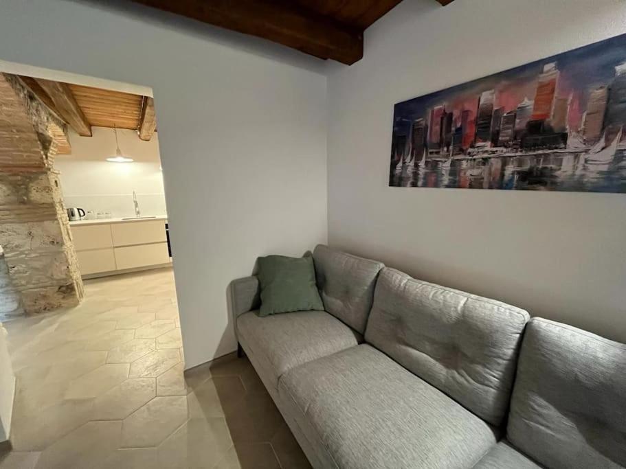 Apartamento Charme In Centro With Private Parking Ascoli Piceno Exterior foto