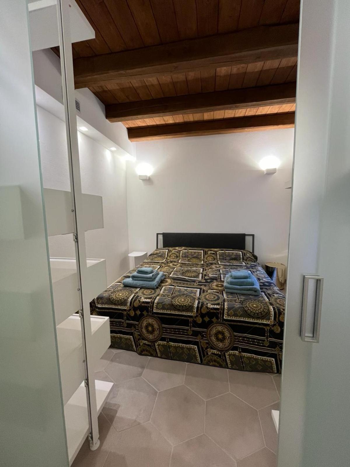 Apartamento Charme In Centro With Private Parking Ascoli Piceno Exterior foto