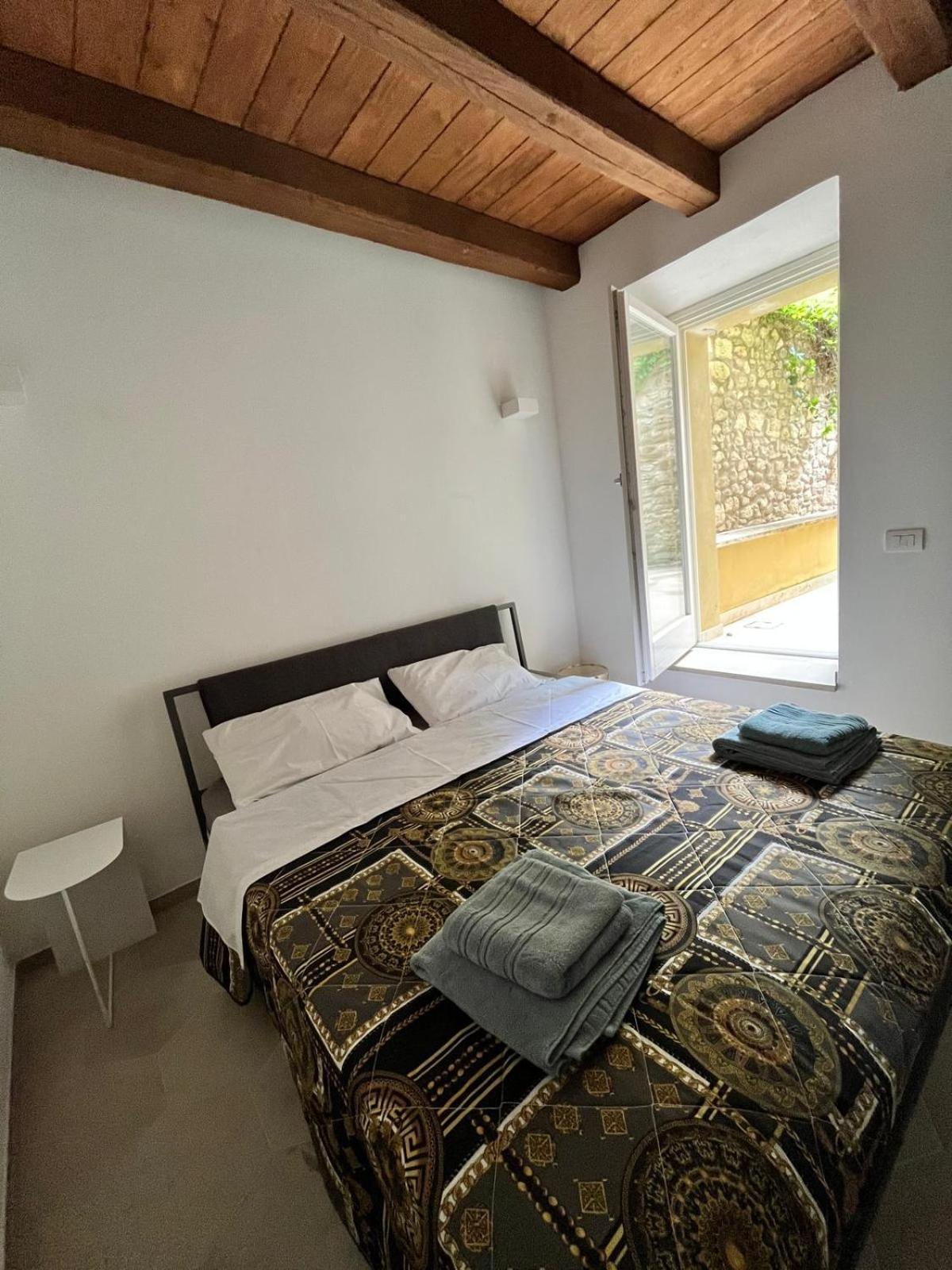 Apartamento Charme In Centro With Private Parking Ascoli Piceno Exterior foto